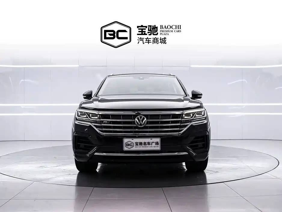 Volkswagen Touareg — фото 2
