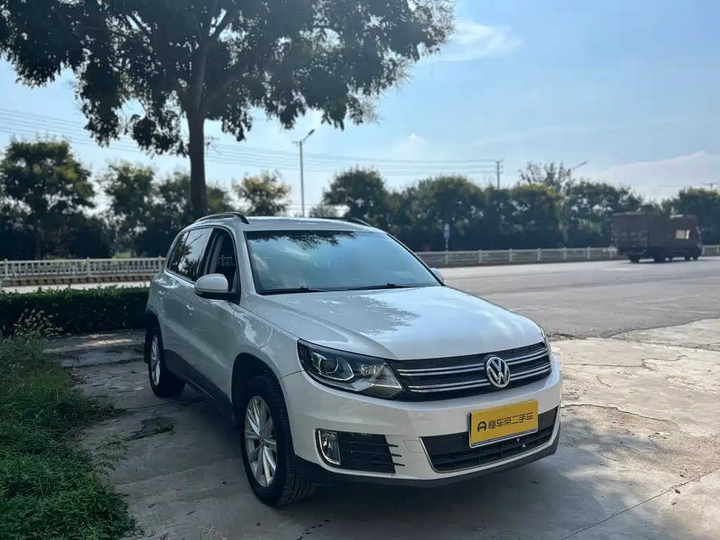 Volkswagen Tiguan — фото 7