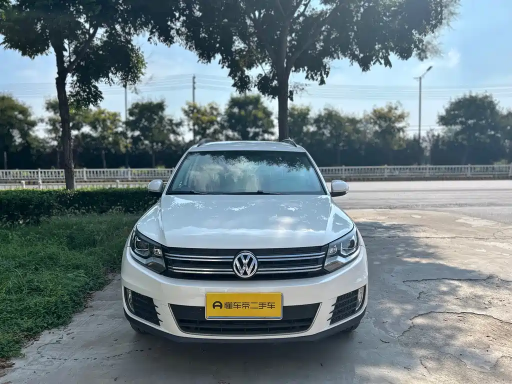 Volkswagen Tiguan — фото 8