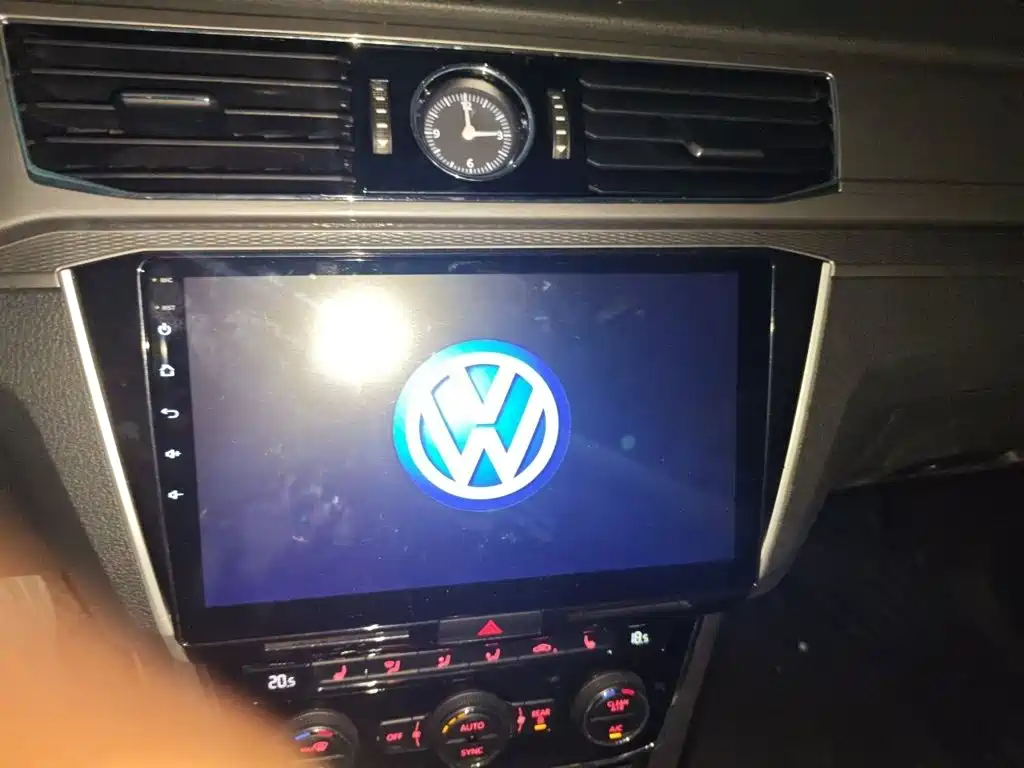 Volkswagen Passat — фото 6