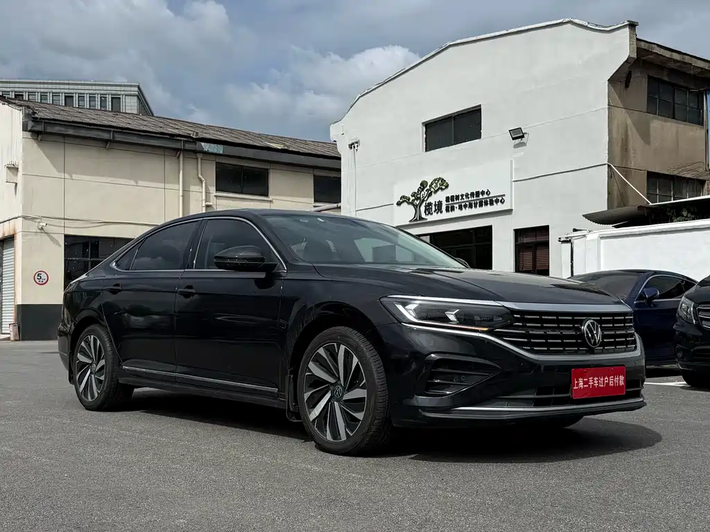 Volkswagen Passat — фото 2