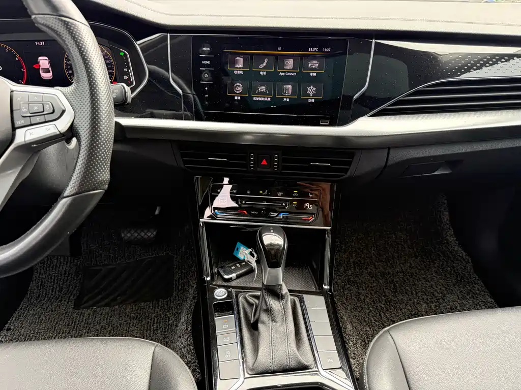Volkswagen Passat — фото 8