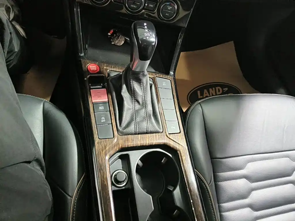 Volkswagen Passat — фото 14