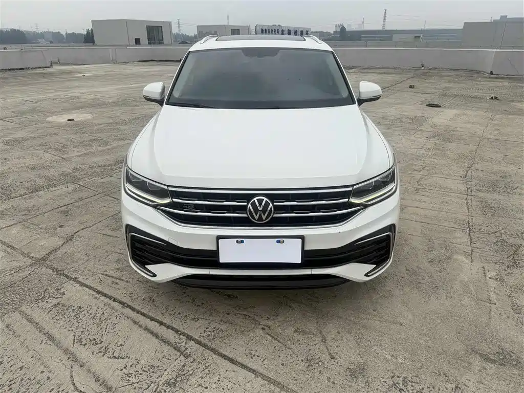 Volkswagen Tiguan X — фото 2