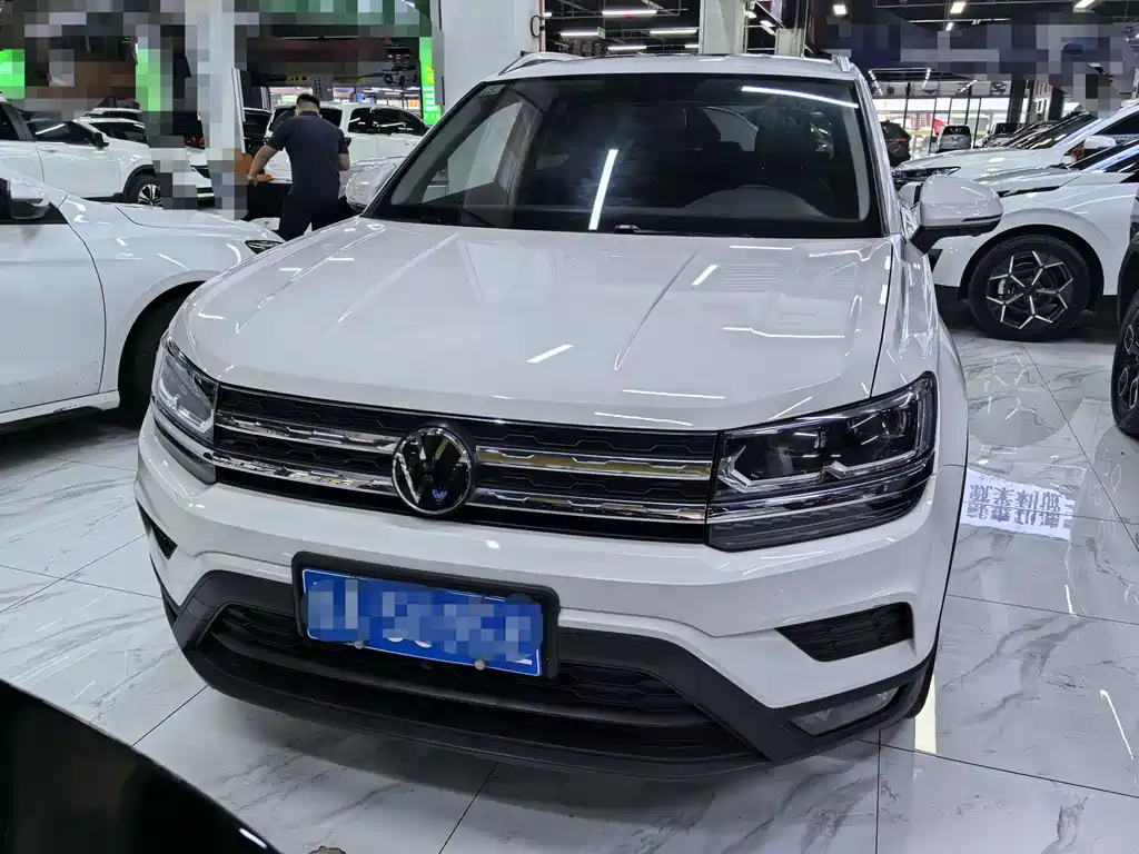 Volkswagen Tharu — фото 2