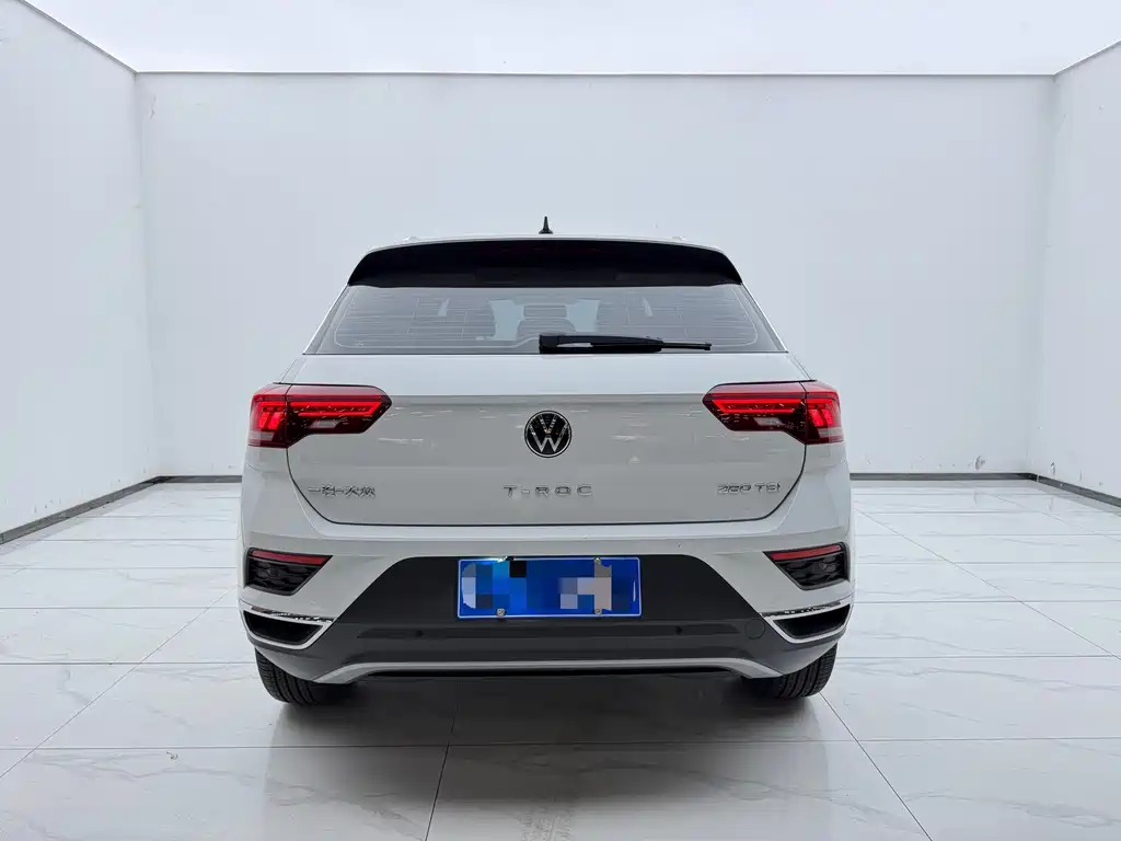 Volkswagen T-Roc — фото 5
