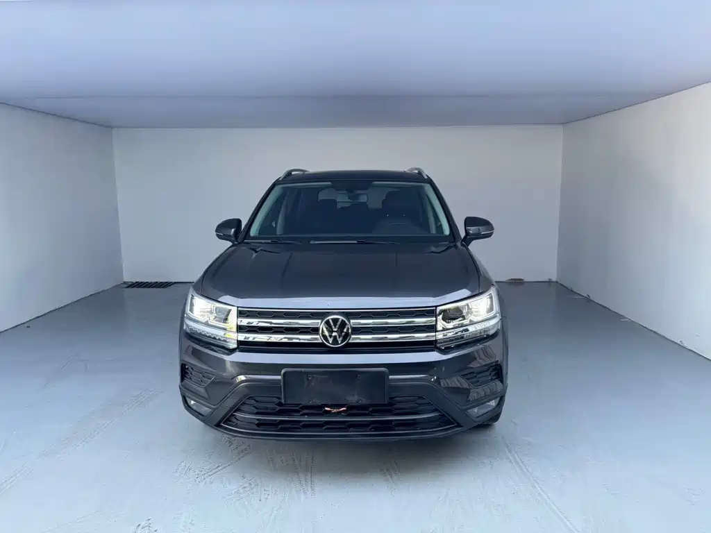 Volkswagen Tharu — фото 2