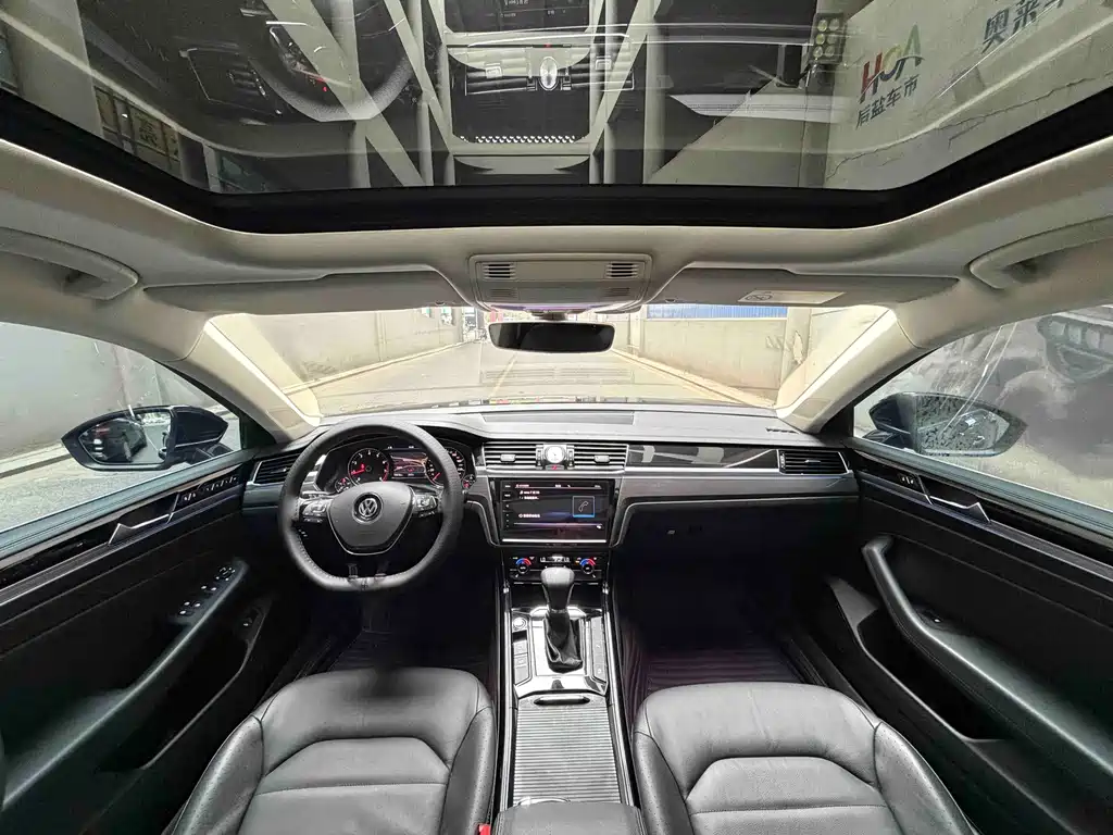 Volkswagen Phideon — фото 9