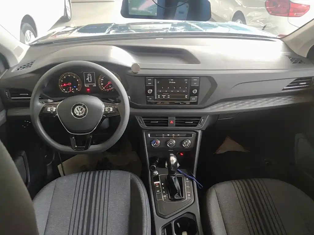 Volkswagen Tharu — фото 10