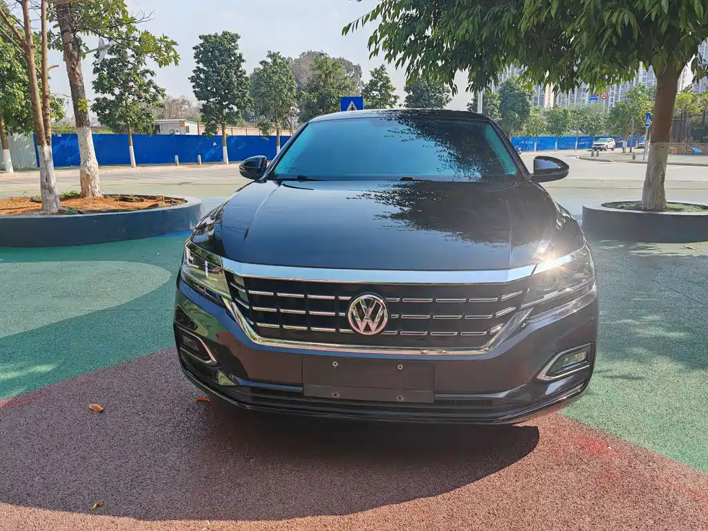 Volkswagen Passat — фото 2