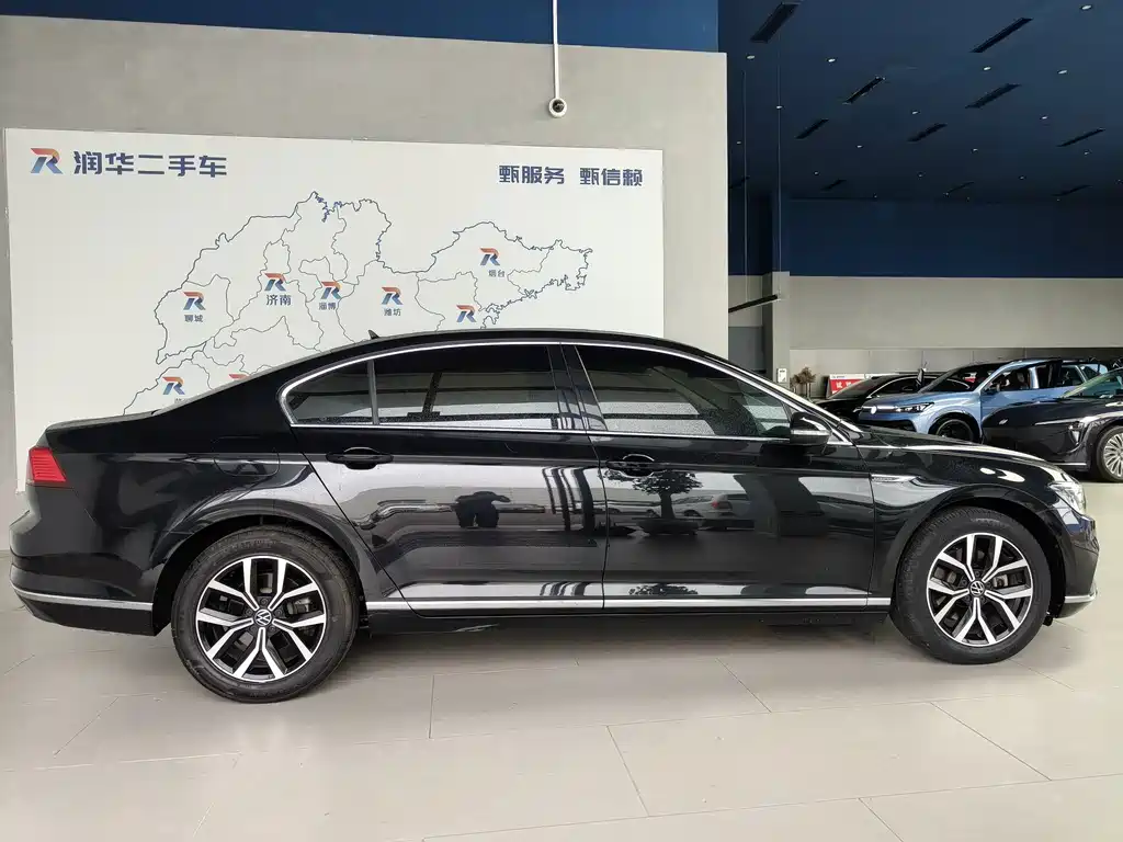 Volkswagen Magotan — фото 3