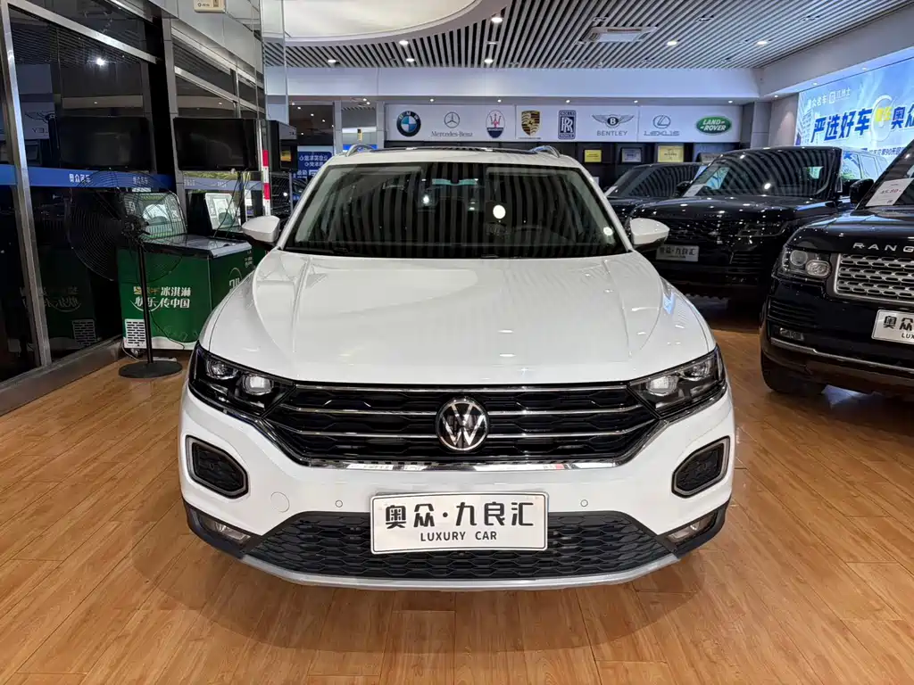 Volkswagen T-Roc — фото 2
