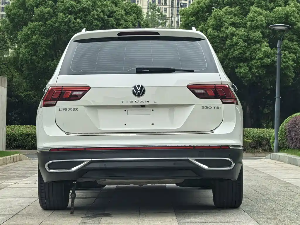 Volkswagen Tiguan L — фото 5