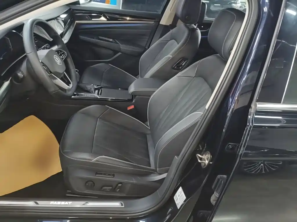 Volkswagen Passat — фото 11