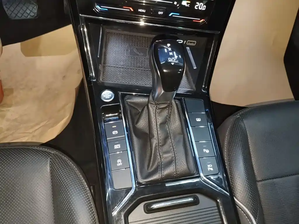 Volkswagen Passat — фото 10