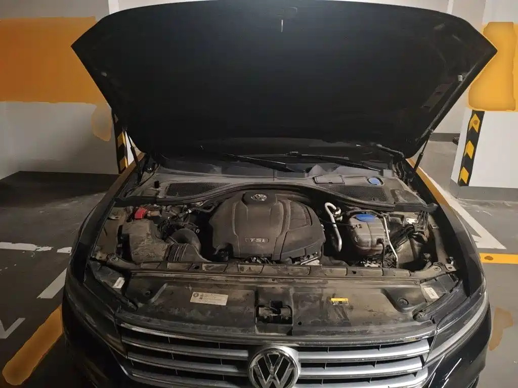 Volkswagen Phideon — фото 11
