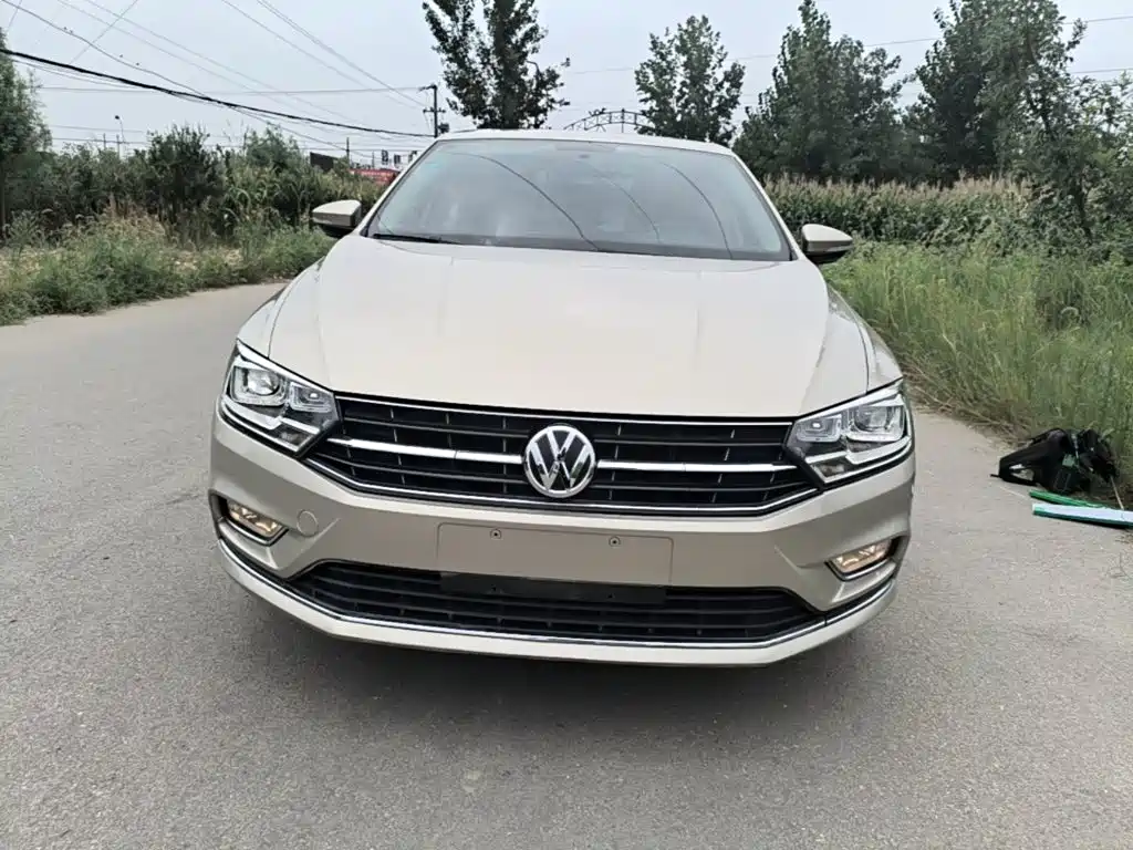 Volkswagen Bora — фото 3
