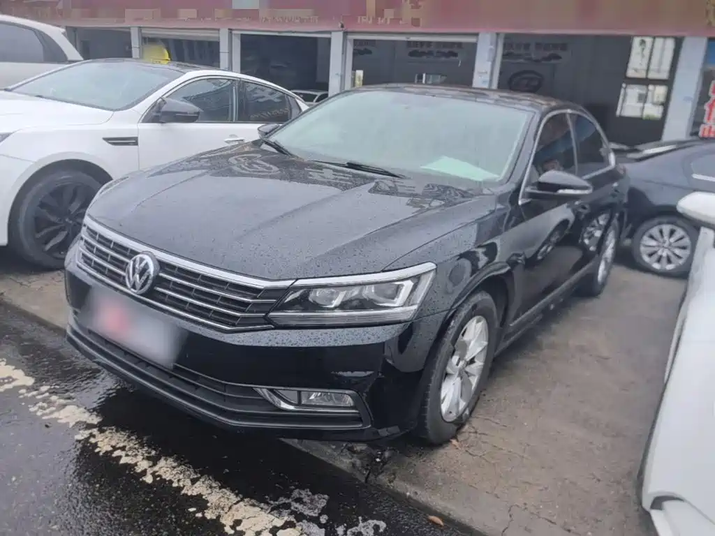 Volkswagen Passat — фото 2
