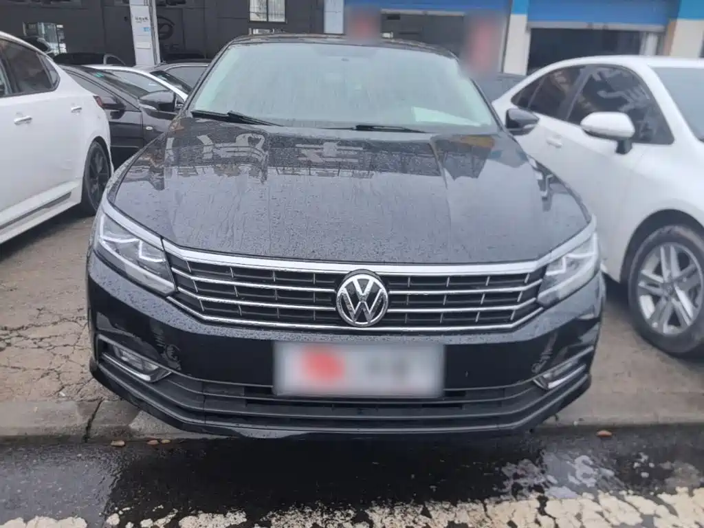 Volkswagen Passat — фото 3