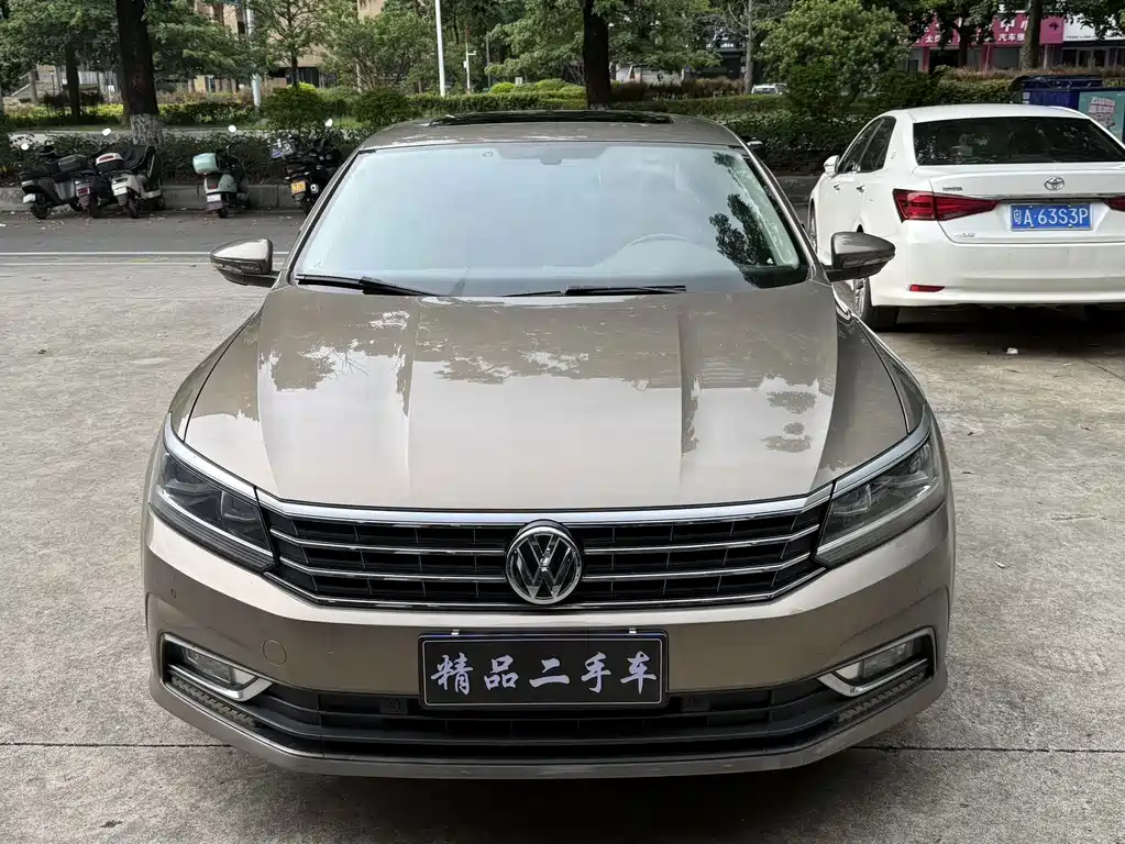 Volkswagen Passat — фото 2