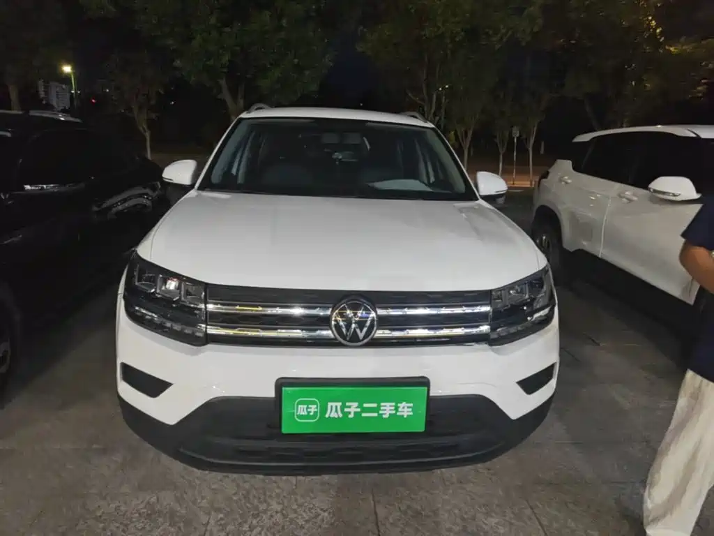 Volkswagen Tharu — фото 3