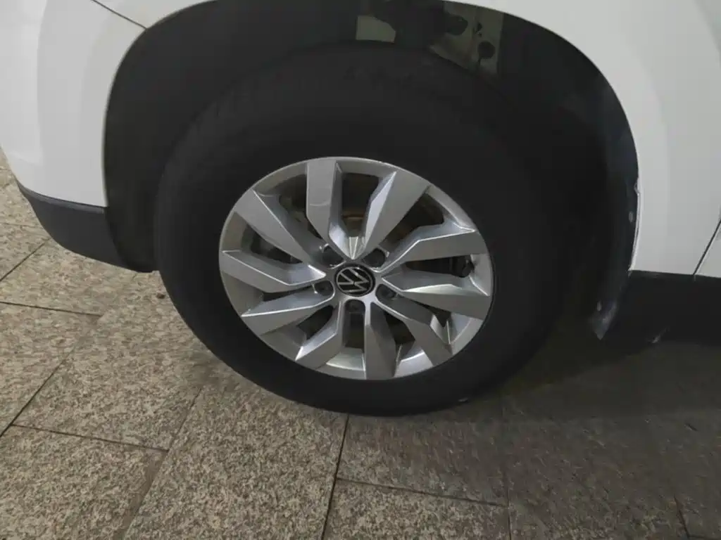 Volkswagen Tharu — фото 23