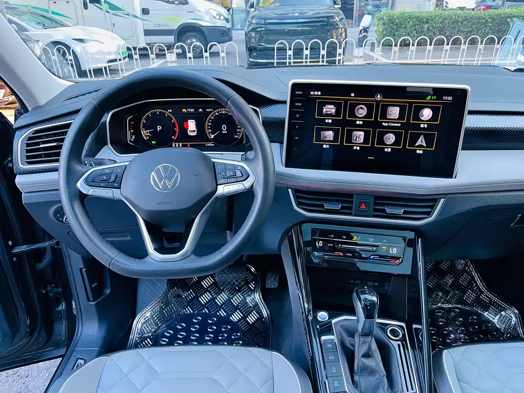 Volkswagen Tayron — фото 20