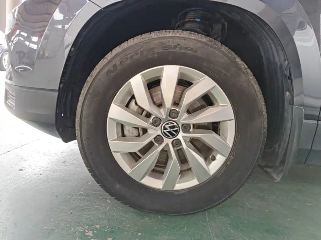 Volkswagen Tharu — фото 23