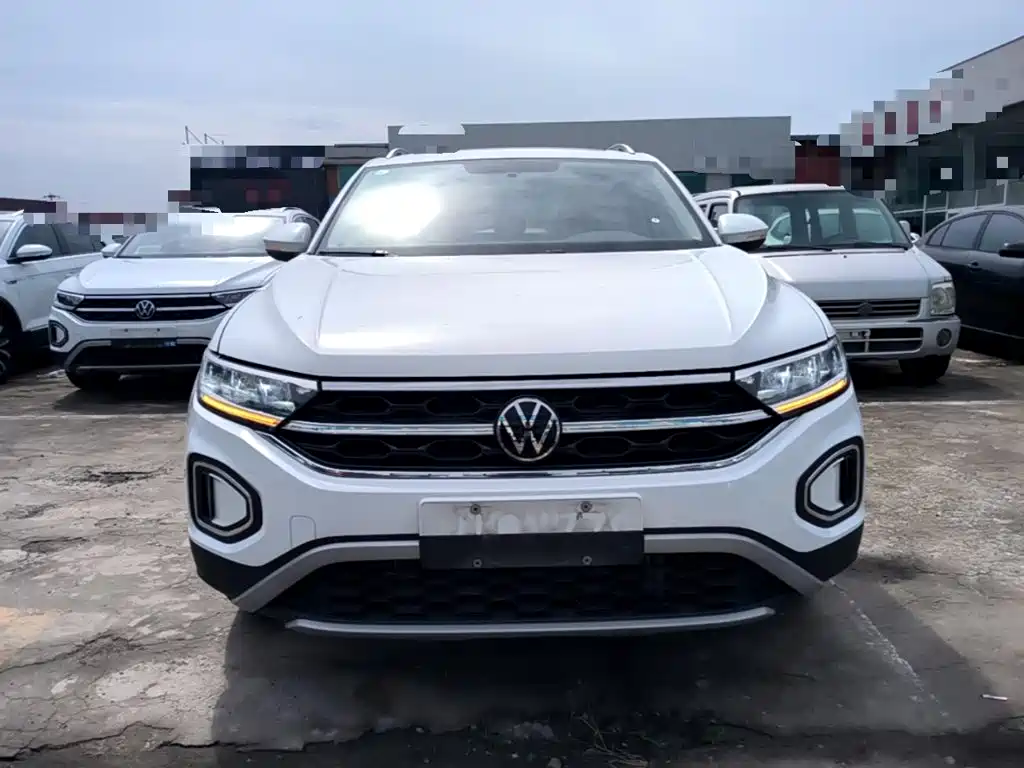 Volkswagen T-Roc — фото 3