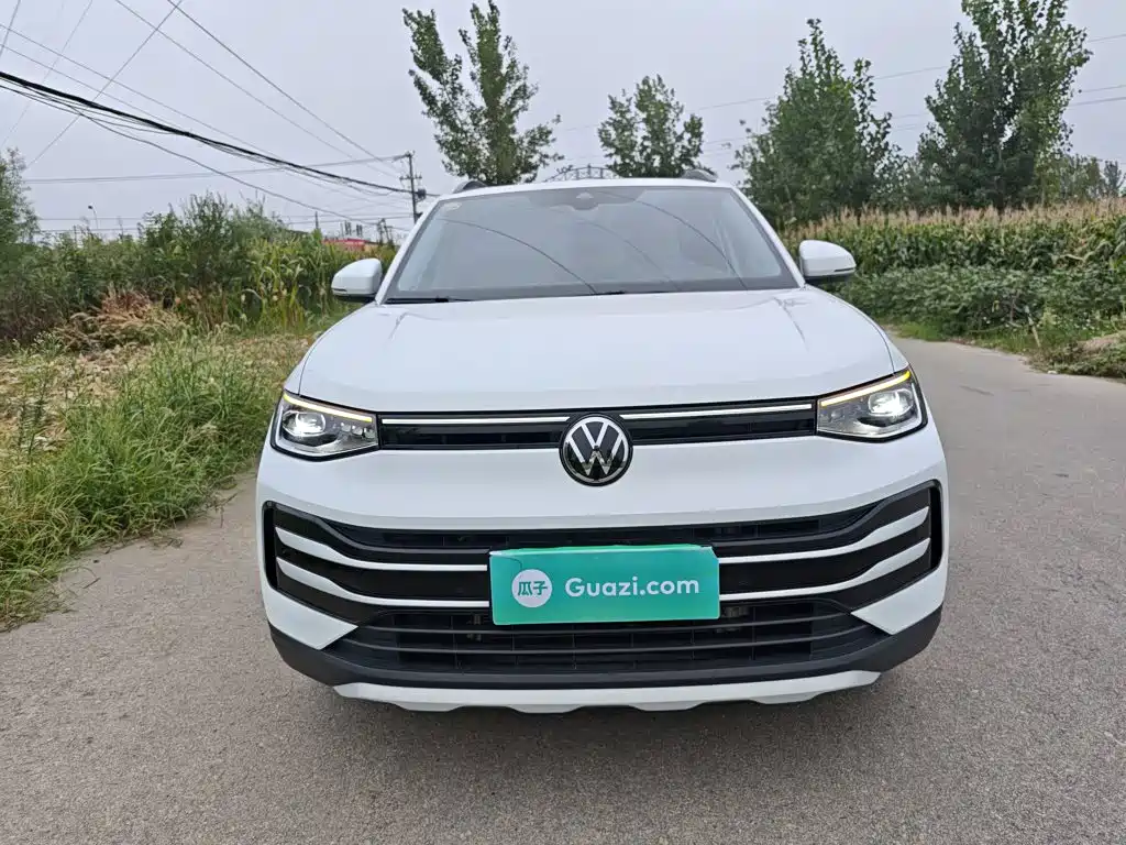 Volkswagen Tharu — фото 3