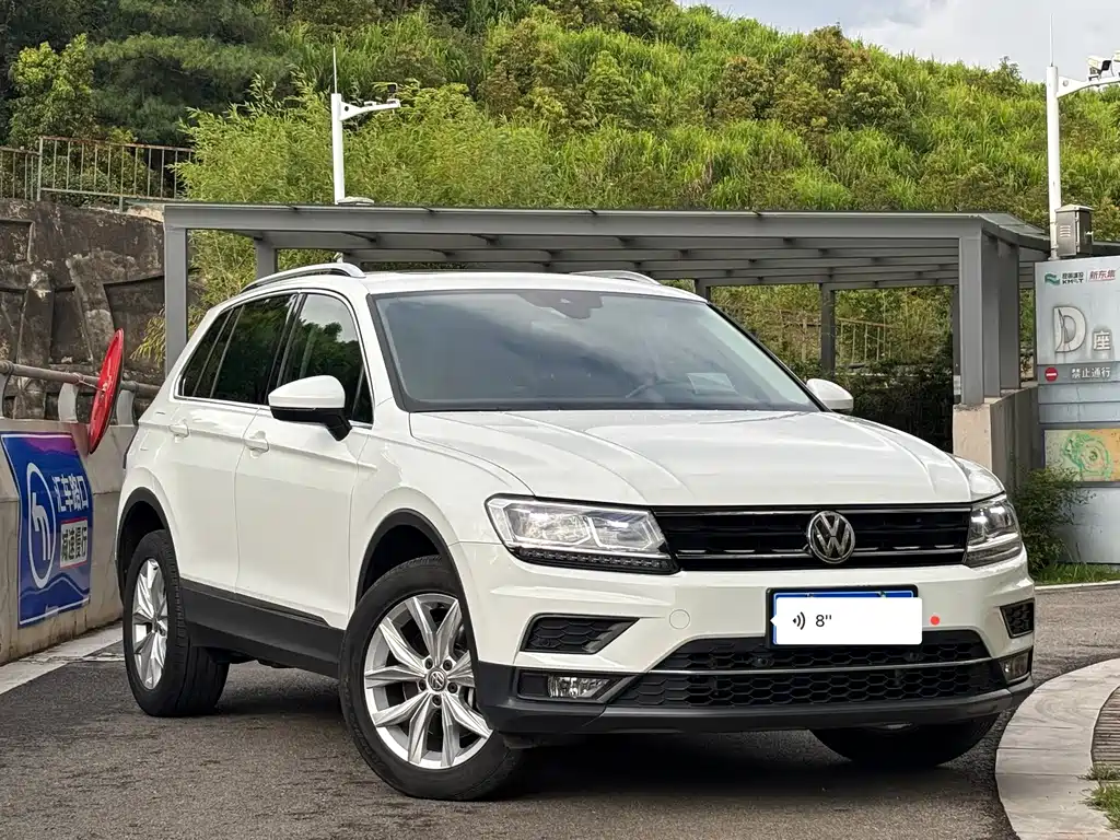 Volkswagen Tiguan — фото 3