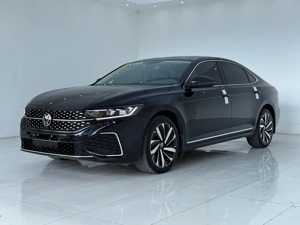 Volkswagen Passat — фото 3