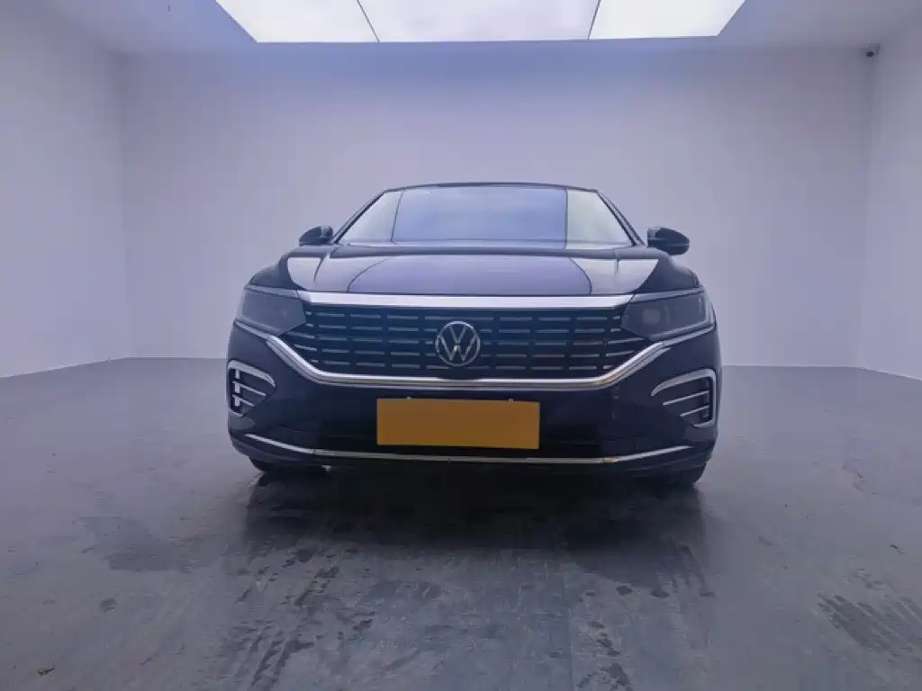 Volkswagen Passat — фото 2