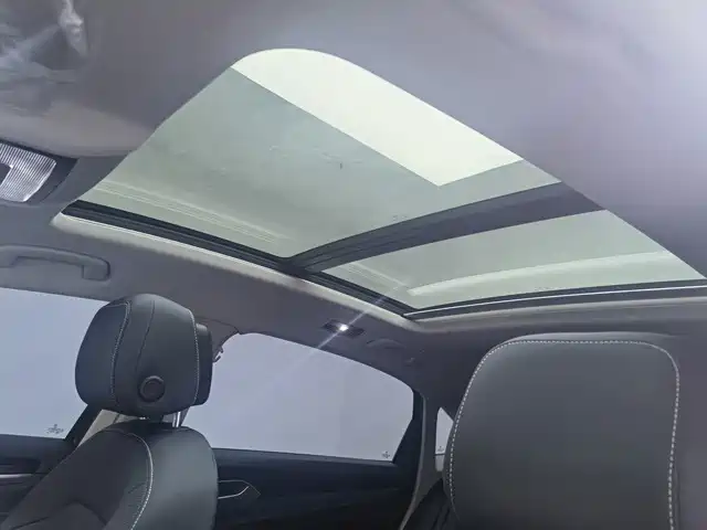 Volkswagen Passat — фото 15