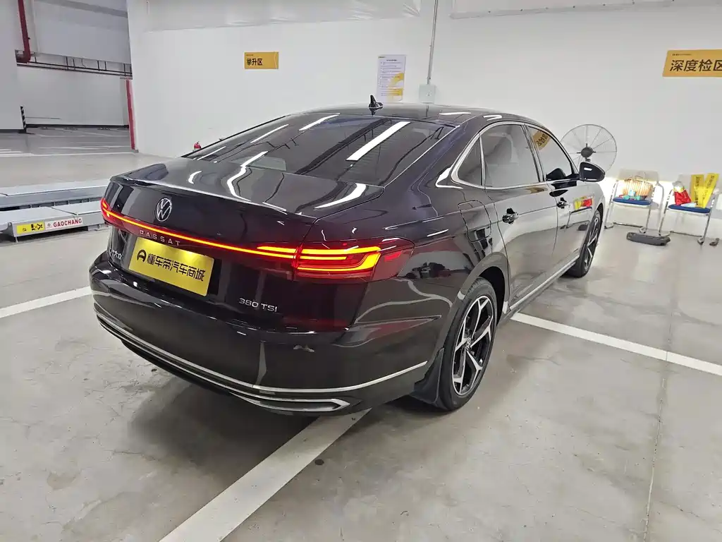 Volkswagen Passat — фото 4