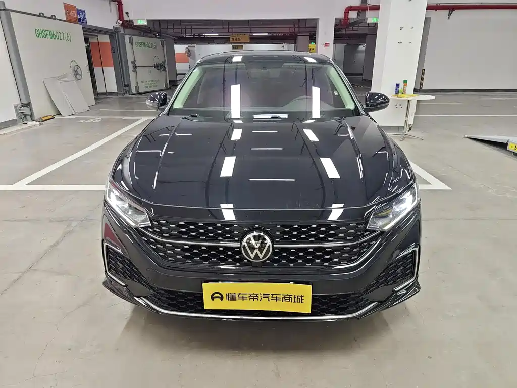 Volkswagen Passat — фото 7