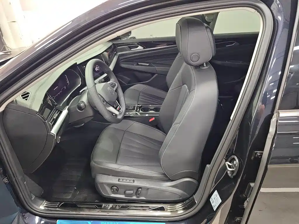 Volkswagen Passat — фото 9