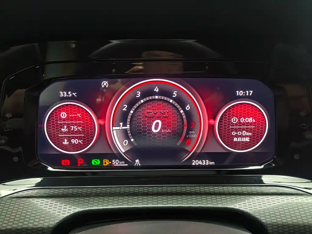 Volkswagen Golf GTI — фото 14