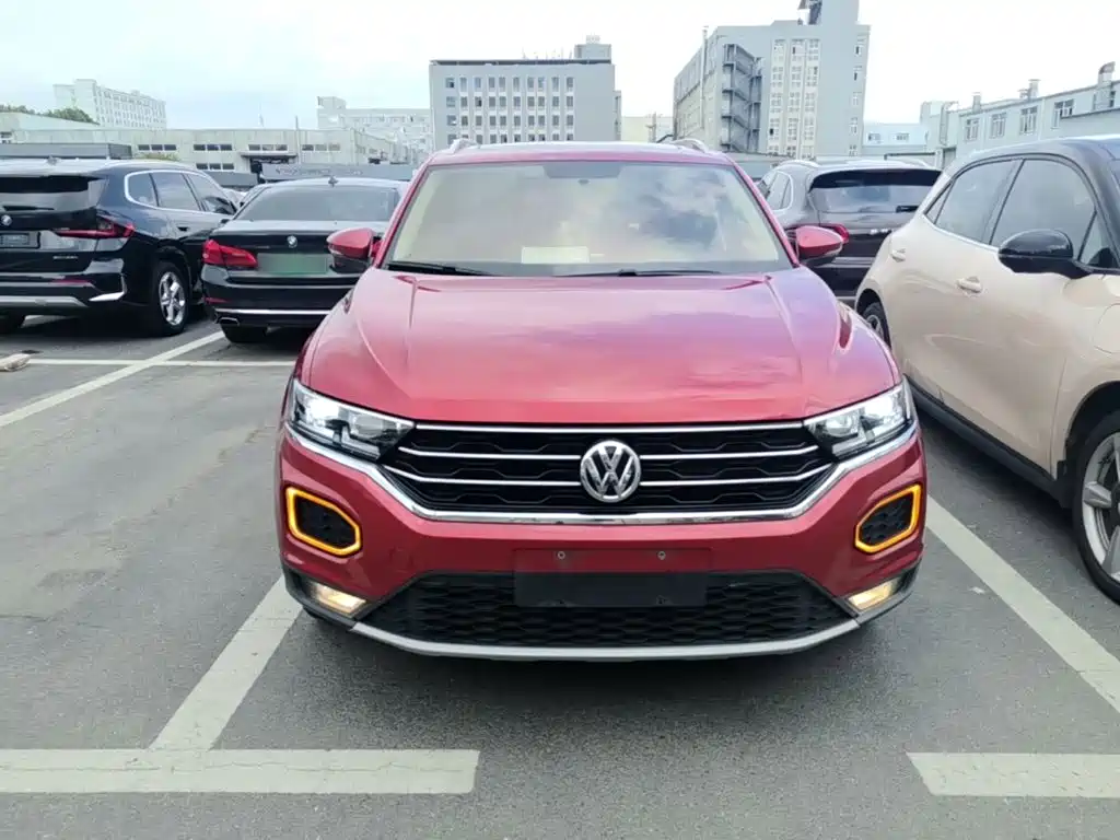 Volkswagen T-Roc — фото 3