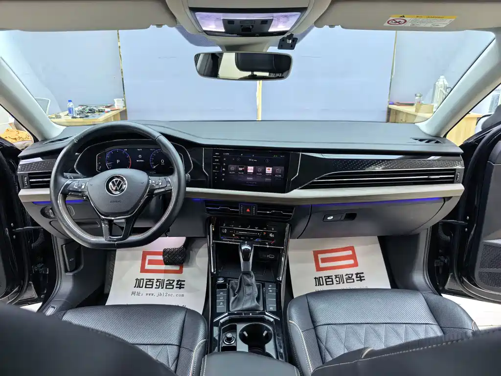 Volkswagen Passat — фото 11