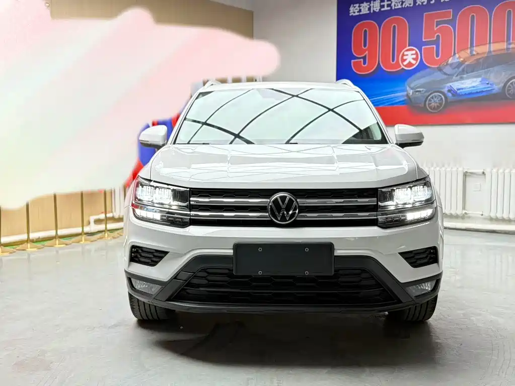 Volkswagen Tharu — фото 2