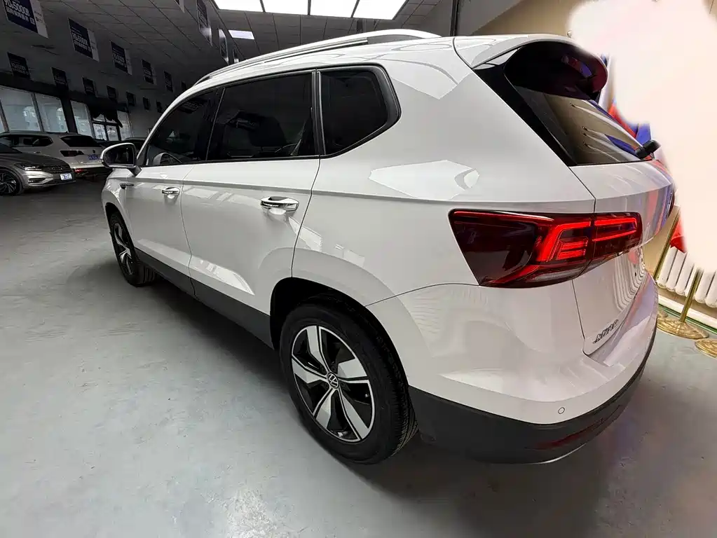 Volkswagen Tharu — фото 6