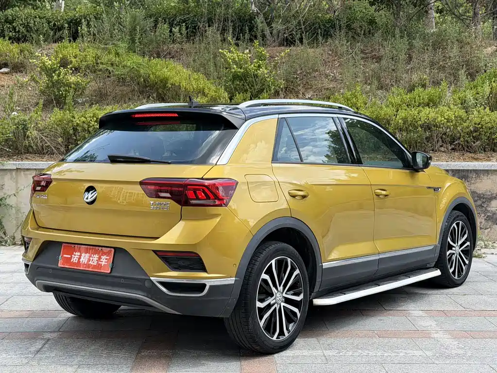 Volkswagen T-Roc — фото 3