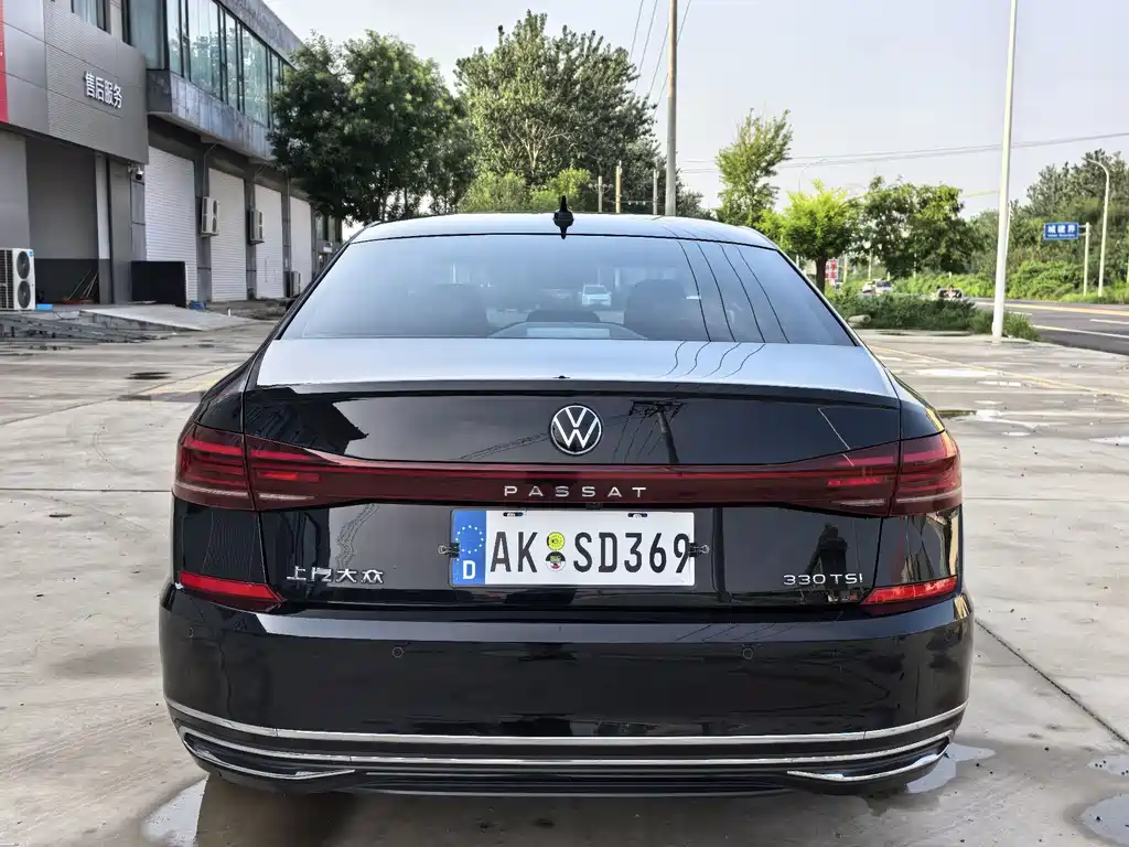 Volkswagen Passat — фото 3