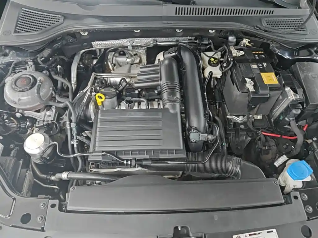 Volkswagen Passat — фото 20