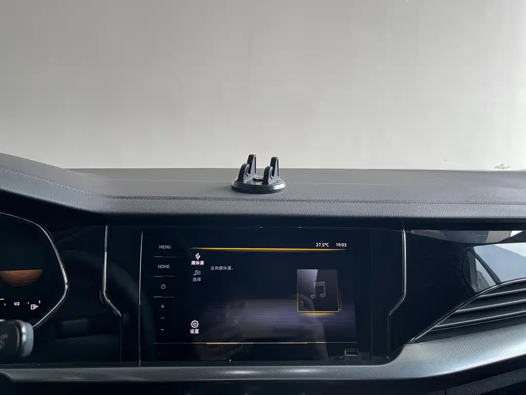 Volkswagen Passat — фото 15