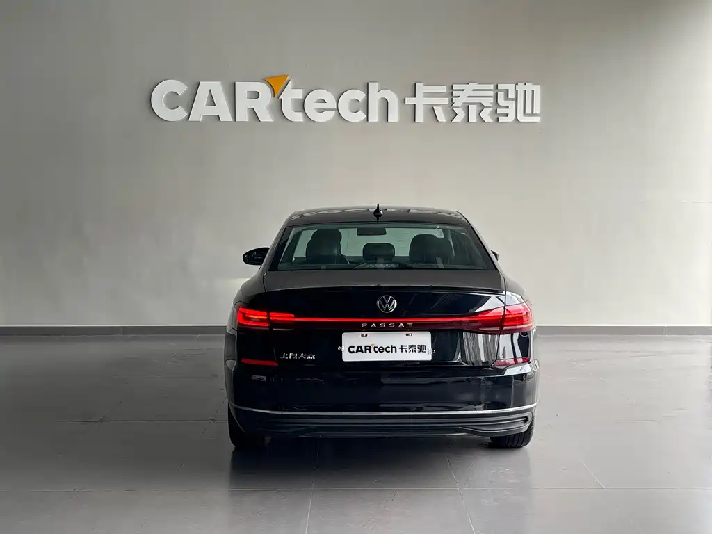 Volkswagen Passat — фото 5