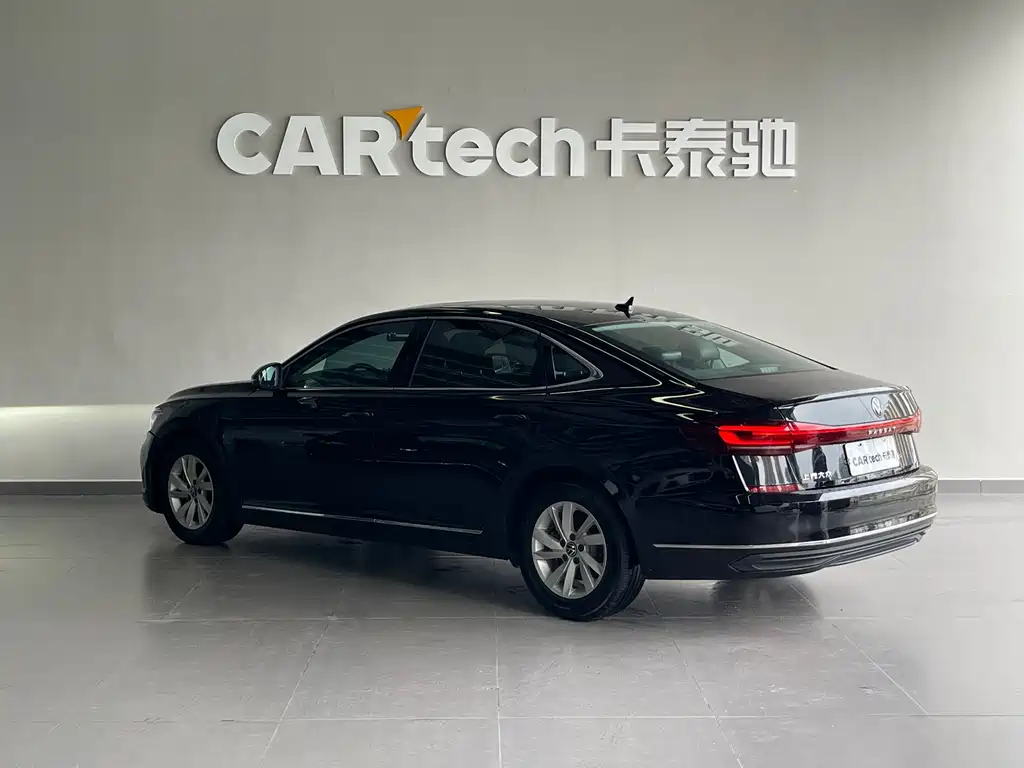 Volkswagen Passat — фото 6