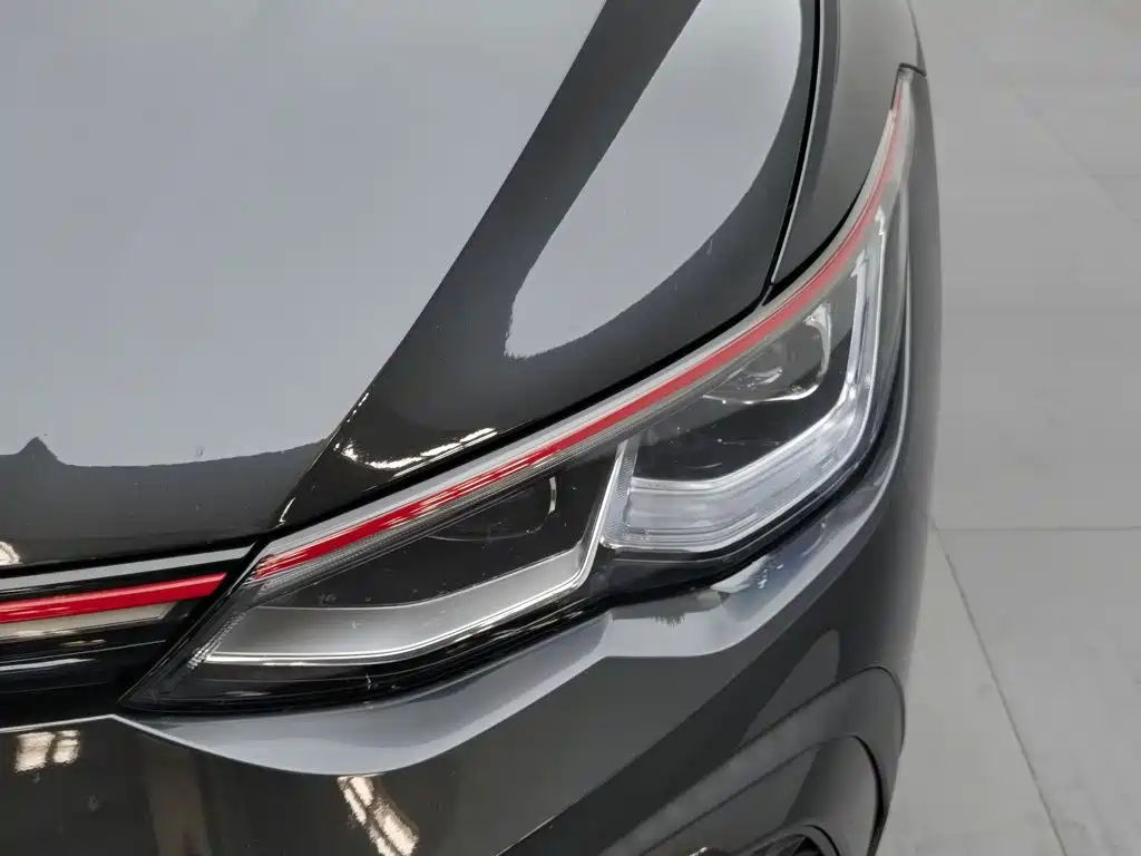 Volkswagen Golf GTI — фото 7