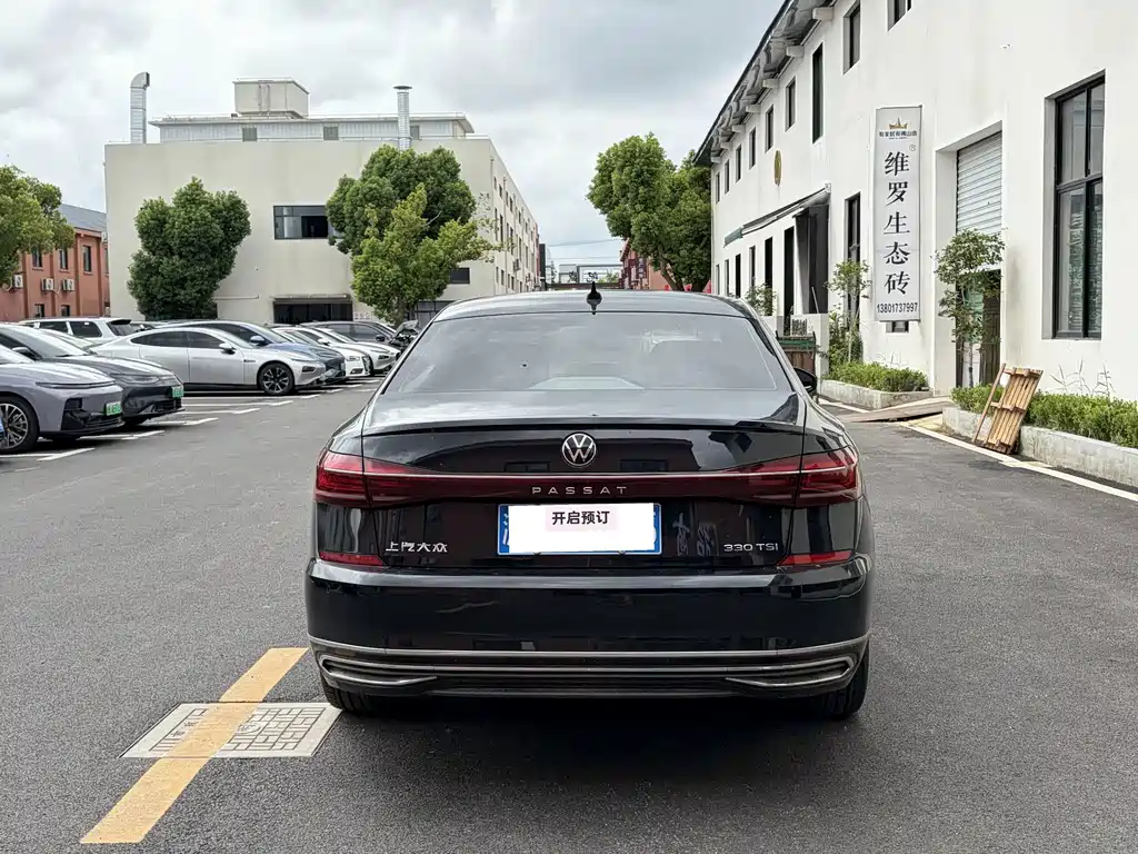 Volkswagen Passat — фото 8